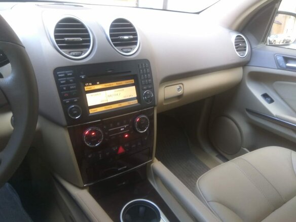 2009 Mercedes-Benz M-Класс 320 II (W164) Рестайлинг, бежевый - вид 13