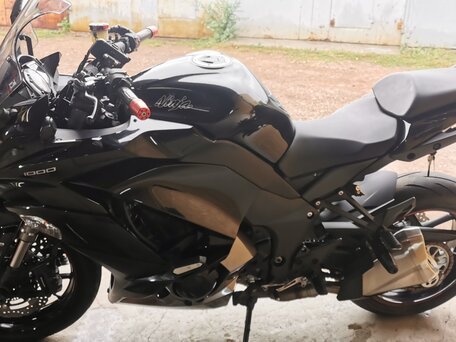 2018 Kawasaki Z 1000SX, чёрный, 950000 рублей, вид 1