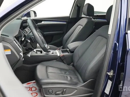 2022 Audi Q5 40 TDI II (FY) Рестайлинг, синий, 4414000 рублей, вид 4