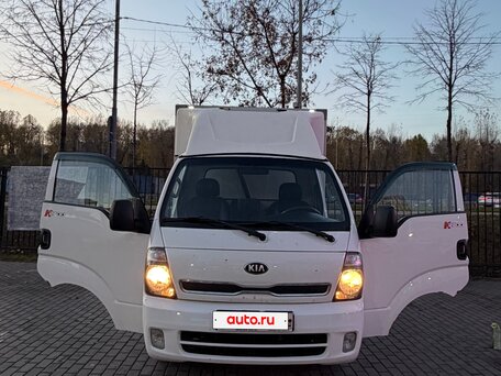2013 Kia Bongo, белый, 1250000 рублей, вид 1