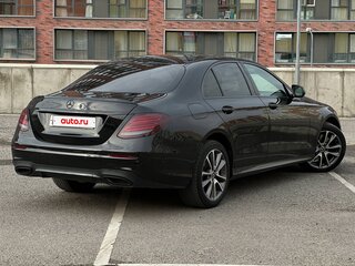 2019 Mercedes-Benz E-Класс 220 d V (W213, S213, C238), чёрный, 3000000 рублей, вид 2
