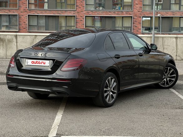 2019 Mercedes-Benz E-Класс 220 d V (W213, S213, C238), чёрный, 3000000 рублей - вид 1
