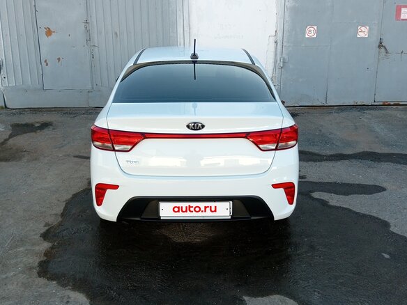 2018 Kia Rio IV, белый, 1200000 рублей - вид 4