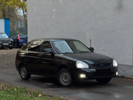 2009 Lada (ВАЗ) Priora I, чёрный, 275000 рублей, вид 1