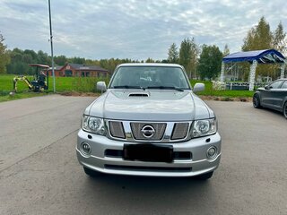 2006 Nissan Patrol V (Y61) Рестайлинг, серебристый, 2200000 рублей, вид 1