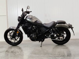2023 Honda CMX 1100 Rebel, серый, 999000 рублей, вид 5