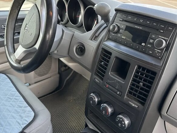 2007 Dodge Caravan Grand V, серебристый, 590000 рублей - вид 6