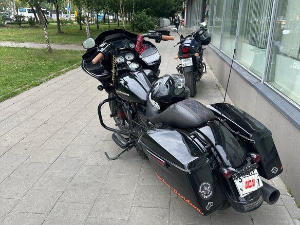 2015 Harley-Davidson CVO Road Glide Limited, чёрный, 1600000 рублей - вид 1