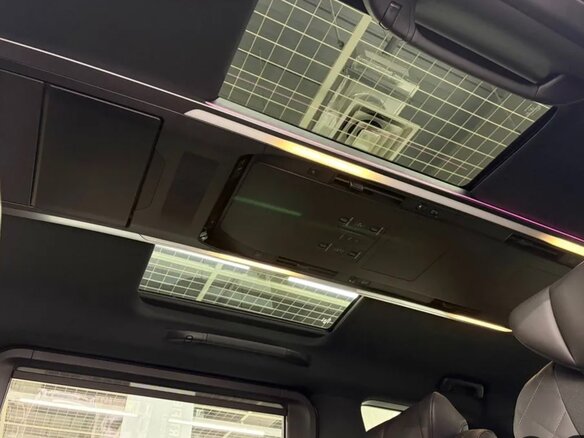 2023 Toyota Alphard IV, чёрный, 10500000 рублей - вид 9