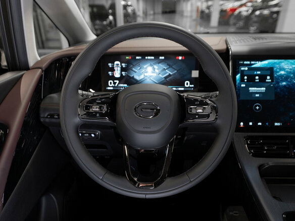 2026 GAC Trumpchi M8 Master Edition II, чёрный, 4750000 рублей - вид 9
