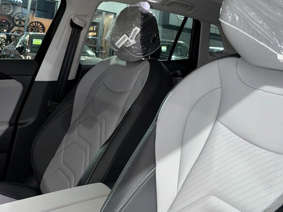 2026 Volkswagen Tayron II (China Market), чёрный, 3890000 рублей - вид 4