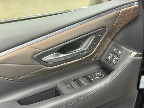 2023 Toyota Alphard IV, чёрный, 13999000 рублей - вид 9