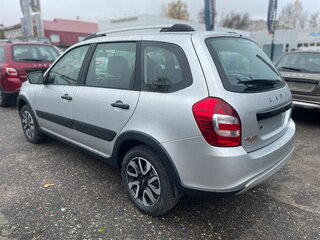 2026 Lada (ВАЗ) Granta Cross I Рестайлинг, серебристый, 1225000 рублей, вид 4