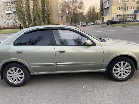 2009 Nissan Almera Classic I, серый, 700000 рублей, вид 4