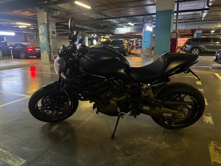 2015 Ducati Monster 821, чёрный, 680000 рублей, вид 5
