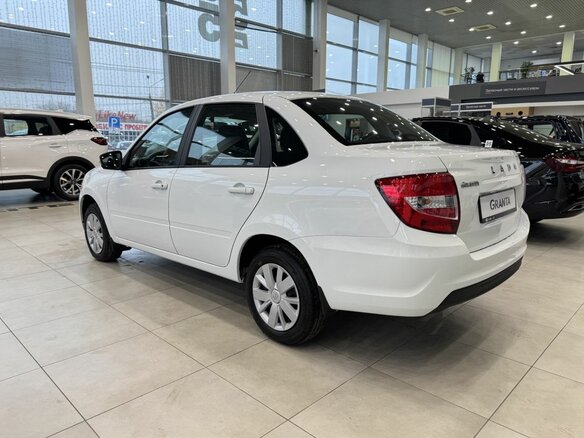 2026 Lada (ВАЗ) Granta I Рестайлинг, белый, 1091091 рублей - вид 5