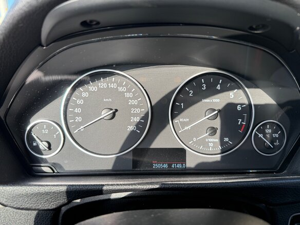 2014 BMW 3 серии 316i VI (F3x), коричневый, 1550000 рублей - вид 9