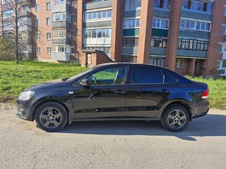 2011 Volkswagen Polo V, чёрный, 499999 рублей, вид 3