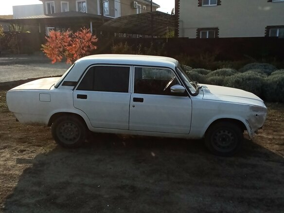 2008 Lada (ВАЗ) 2107, белый, 115000 рублей - вид 1