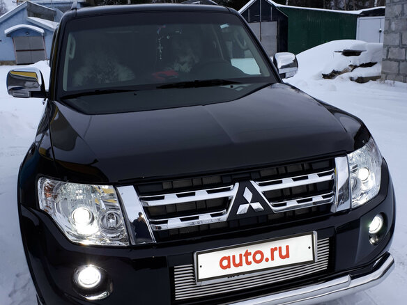 2012 Mitsubishi Pajero IV Рестайлинг 1, чёрный, 5500000 рублей - вид 2