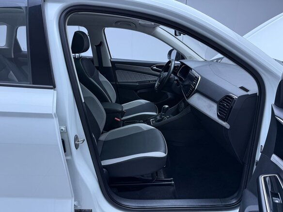 2022 Jetta VS7 I Рестайлинг 1, белый, 1520007 рублей - вид 7