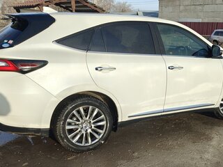 2019 Toyota Harrier III (XU60) Рестайлинг, белый, 3390000 рублей, вид 2