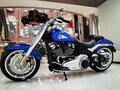 2026 Harley-Davidson Fat Boy, синий, 3300000 рублей - вид 2