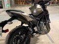 2017 Kawasaki Z 650, серебристый, 550000 рублей - вид 5