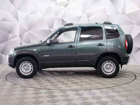 2015 Chevrolet Niva I Рестайлинг, серый, 496000 рублей, вид 2