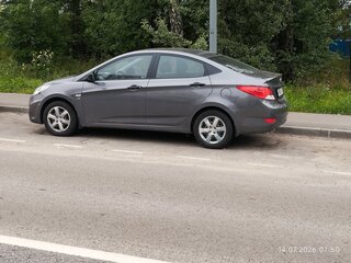 2014 Hyundai Solaris I, серый, 750000 рублей, вид 4