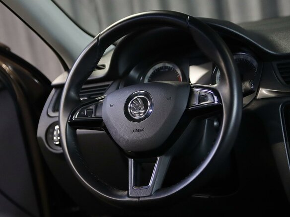2018 Skoda Rapid I Рестайлинг, коричневый, 1199000 рублей - вид 8
