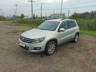 2011 Volkswagen Tiguan I Рестайлинг, серебристый, 1300000 рублей, вид 1