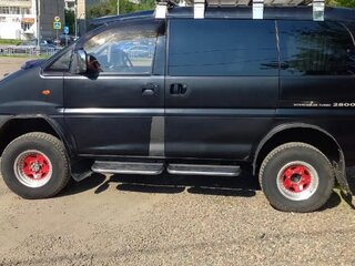 1995 Mitsubishi Delica IV, чёрный, 1670000 рублей, вид 3