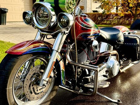 2004 Harley-Davidson Heritage, красный, 2000000 рублей, вид 1
