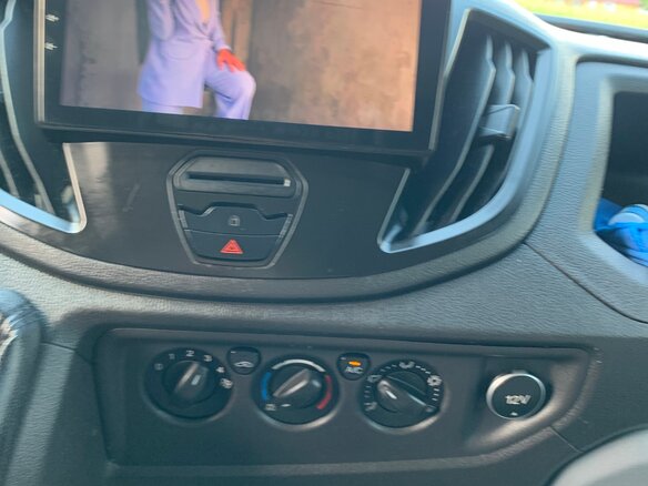2017 Ford Transit, белый, 2150000 рублей - вид 4