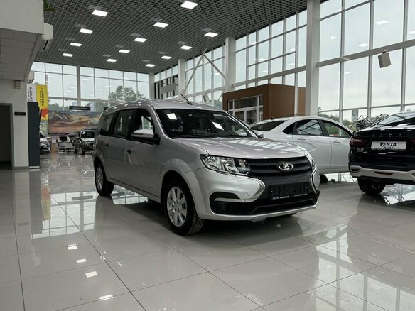 2025 Lada (ВАЗ) Largus I Рестайлинг, серебристый, 1985000 рублей - вид 2