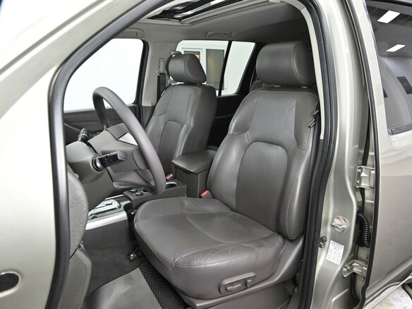 2011 Nissan Pathfinder III Рестайлинг, серый, 1225000 рублей - вид 10