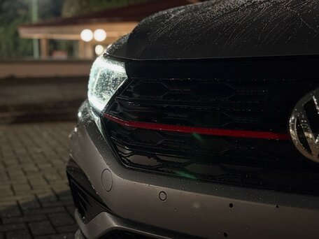 2022 Volkswagen Sagitar III Рестайлинг, серебристый, 1850000 рублей, вид 3