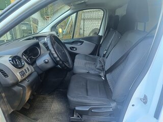 2017 Renault Trafic III, белый, 1800000 рублей, вид 5