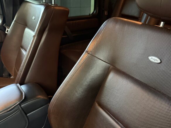 2016 Mercedes-Benz G-Класс 350 d II (W463) Рестайлинг 4, серый, 6500000 рублей - вид 1