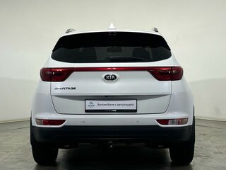 2017 Kia Sportage IV, белый, 1993000 рублей, вид 3