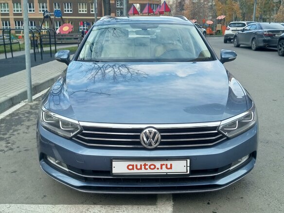 2018 Volkswagen Passat DSG7 B8, голубой, 2450000 рублей - вид 1