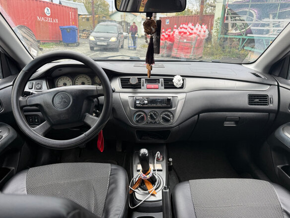 2005 Mitsubishi Lancer IX, серебристый, 300000 рублей - вид 12