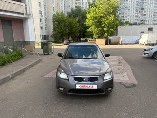 2011 Kia Rio II Рестайлинг, серебристый, 430000 рублей, вид 2