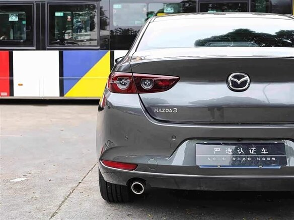 2023 Mazda 3 Axela IV (BP), серый, 1510000 рублей - вид 9