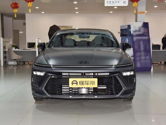 2025 Hyundai Sonata VIII (DN8) Рестайлинг, серый, 3300000 рублей - вид 1