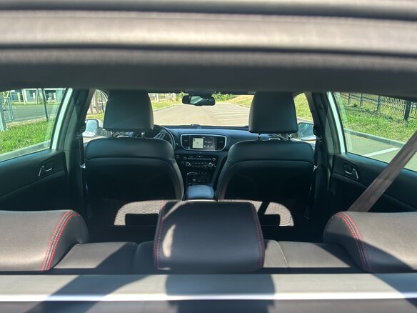 2018 Kia Sportage IV Рестайлинг, белый, 2550000 рублей - вид 23