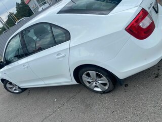 2016 Skoda Rapid I, белый, 1100000 рублей, вид 4
