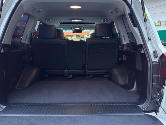 2016 Toyota Land Cruiser 200 Series Рестайлинг 2, белый - вид 15