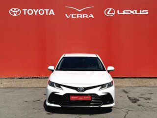 2021 Toyota Camry VIII (XV70) Рестайлинг, белый, 2350000 рублей, вид 5